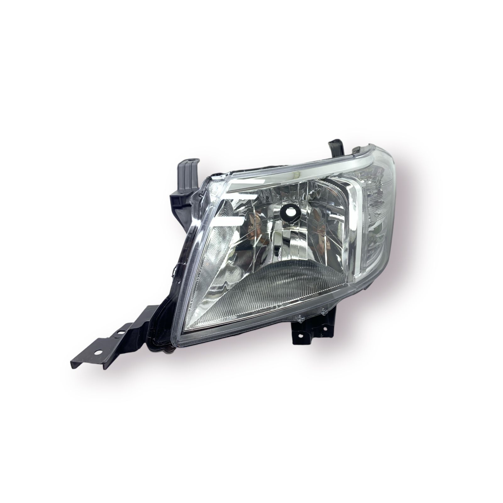 شمعة نور تويوتا هايلكس من 2012 الى 2015 يسار تايلندي